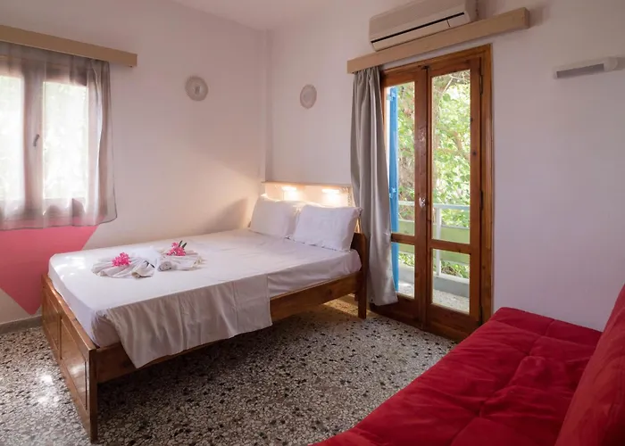 Minoa Sea Rooms